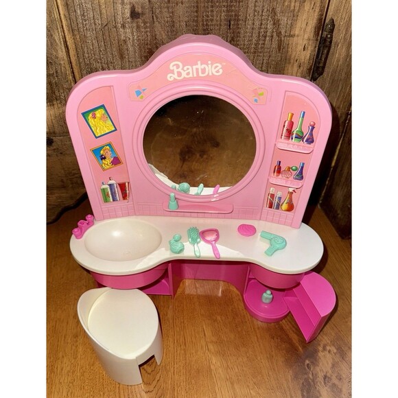 MATTEL Barbie Beauty Center Playset 1991 Bathroom Vanity & Accessories #7566 - Picture 2 of 10